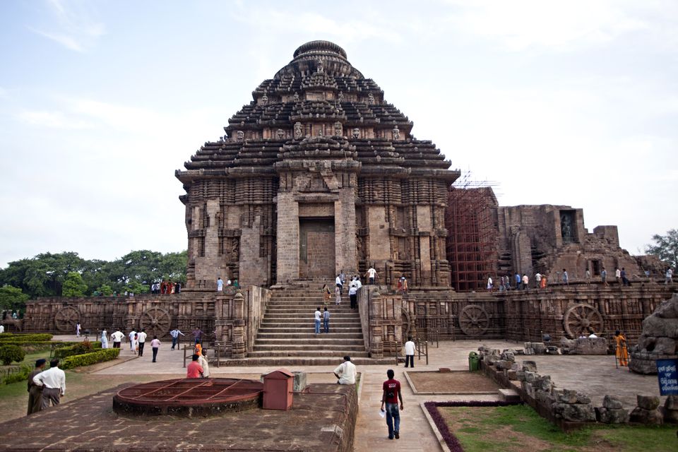 konark sun temple in odisha - Surya Gayatri Mantra article