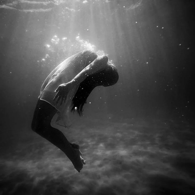Spiritual Significance of Drowning Dreams