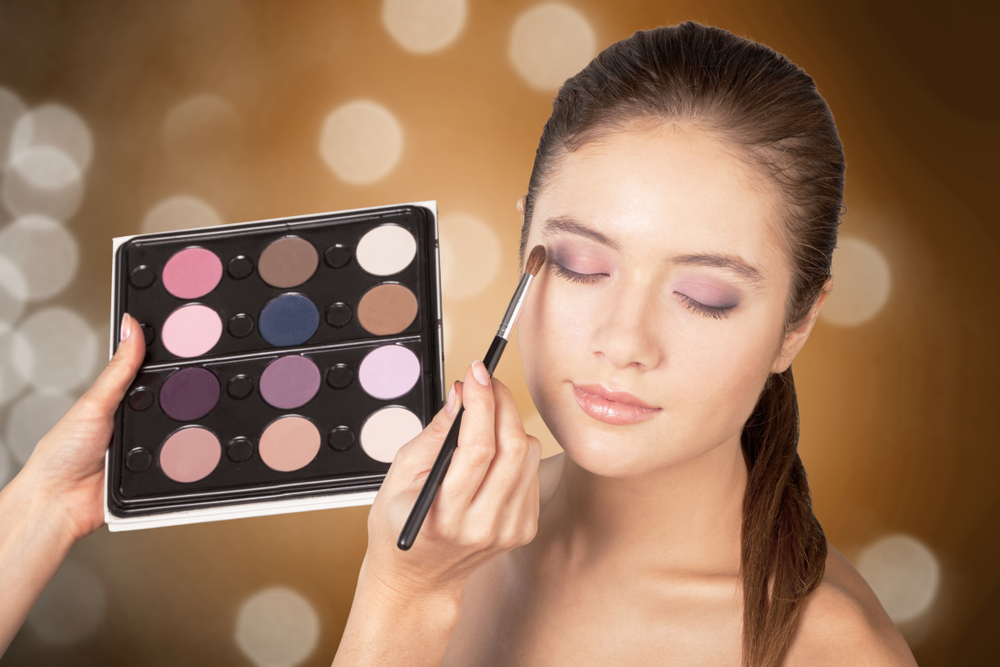 Blend Eyeshadow Seamlessly