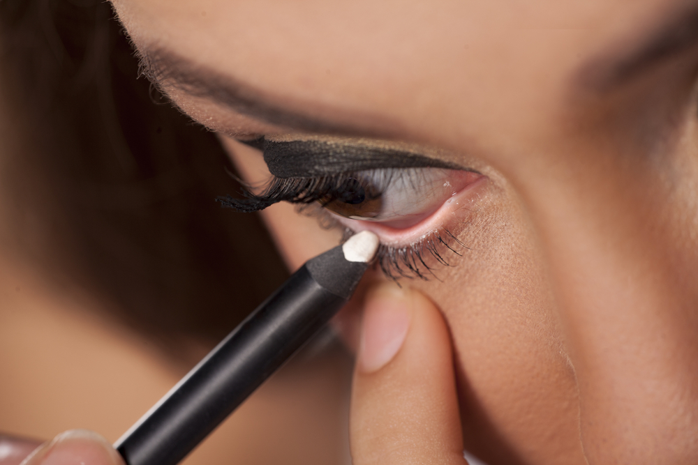 Use White Eyeliner to Brighten Eyes