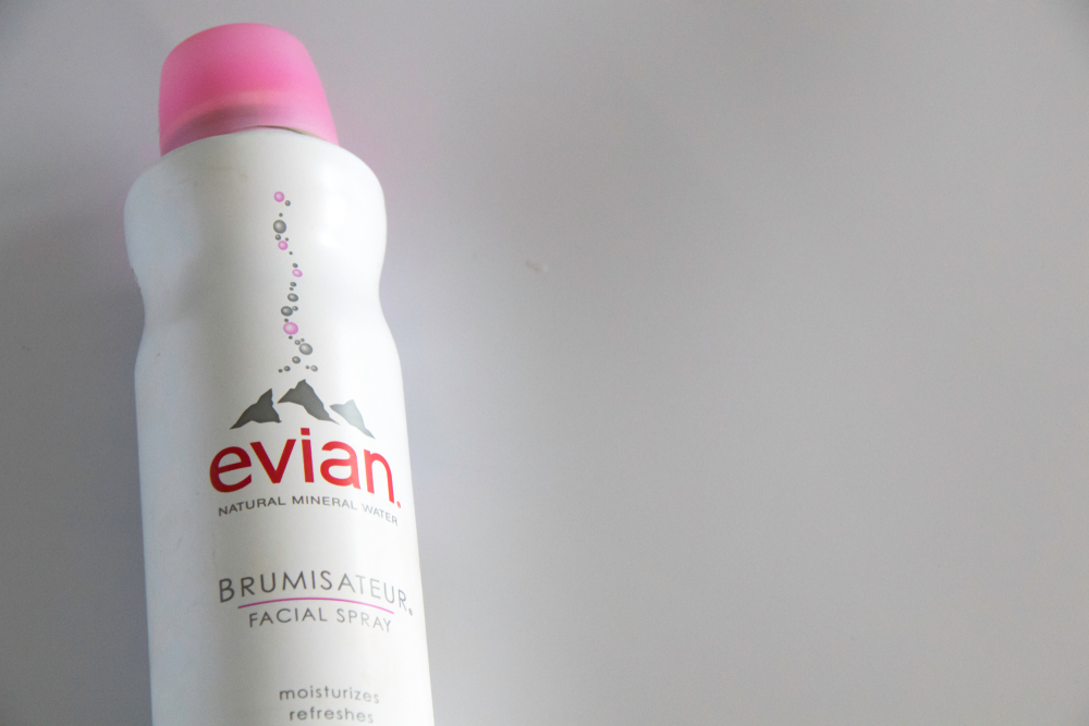 Facial Mist: Evian Facial Spray