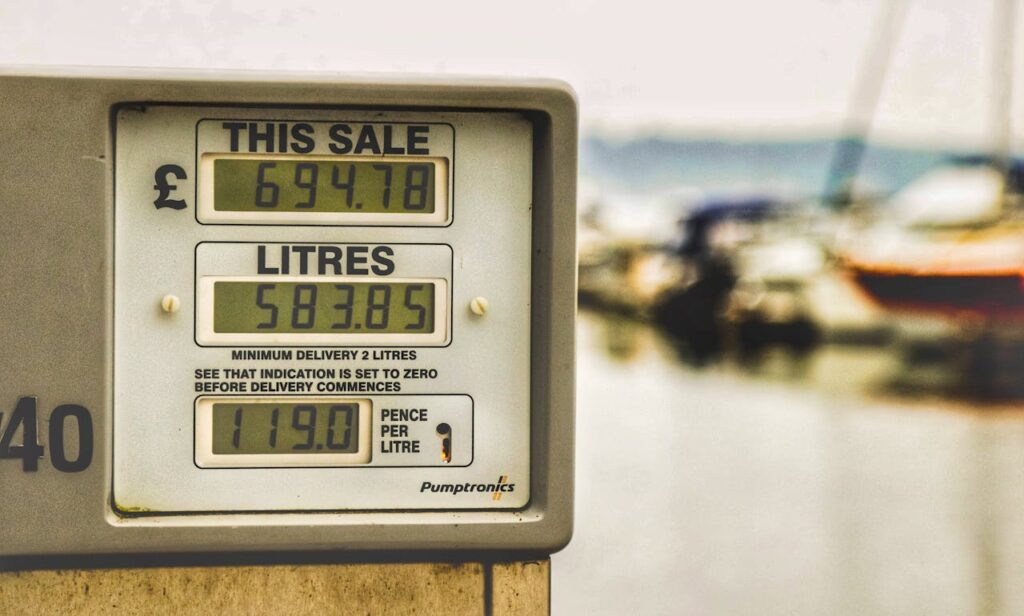 Full-Service Gas Stations