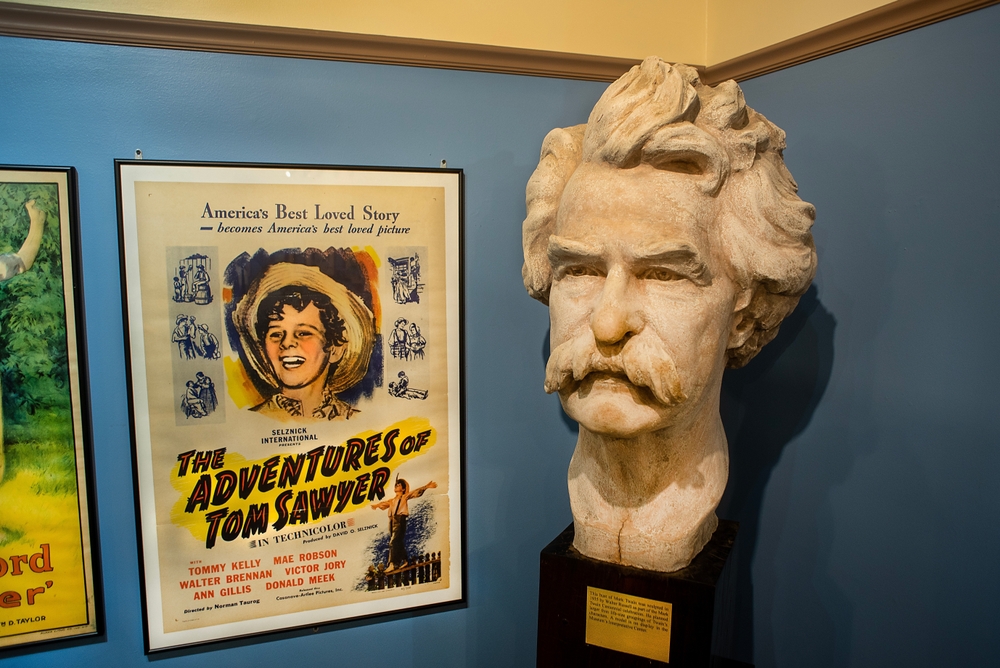 Mark Twain (Samuel Langhorne Clemens)c