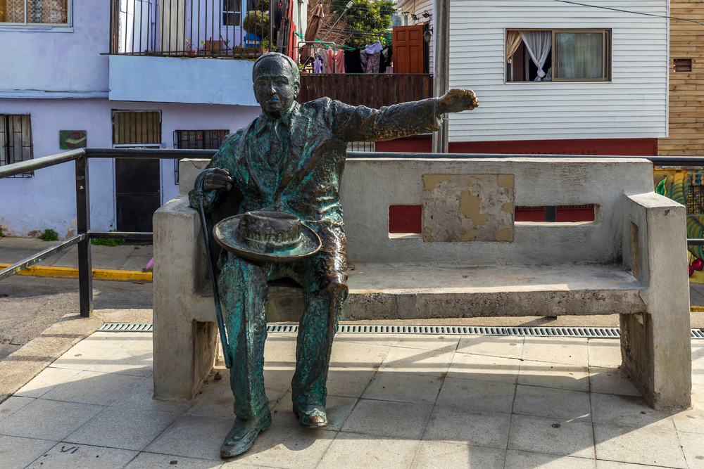 Pablo Neruda (Ricardo Eliécer Neftalí Reyes Basoalto)