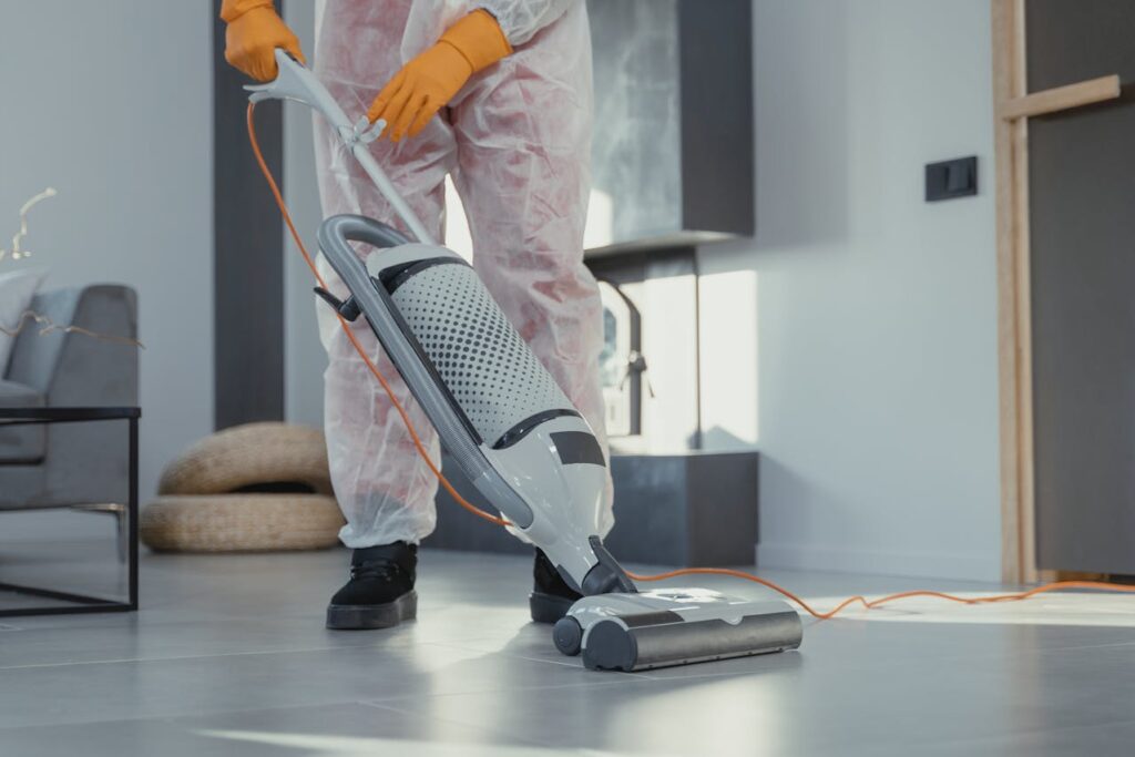 Steam Cleaner for Grout and Tile