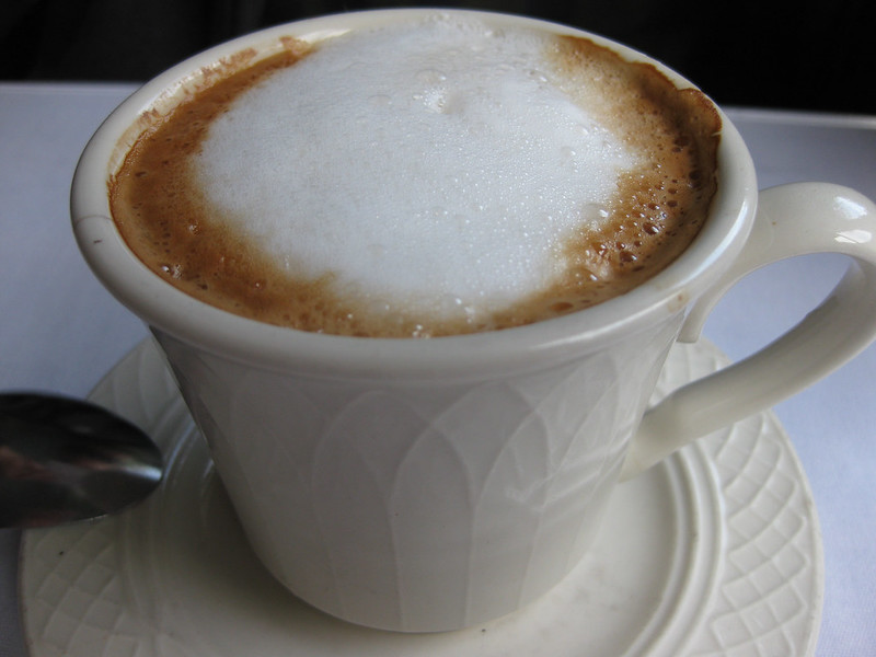 Cappuccino (Espresso Machine with Steamer)