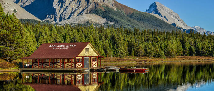 Maligne Lake, Alberta, Canada