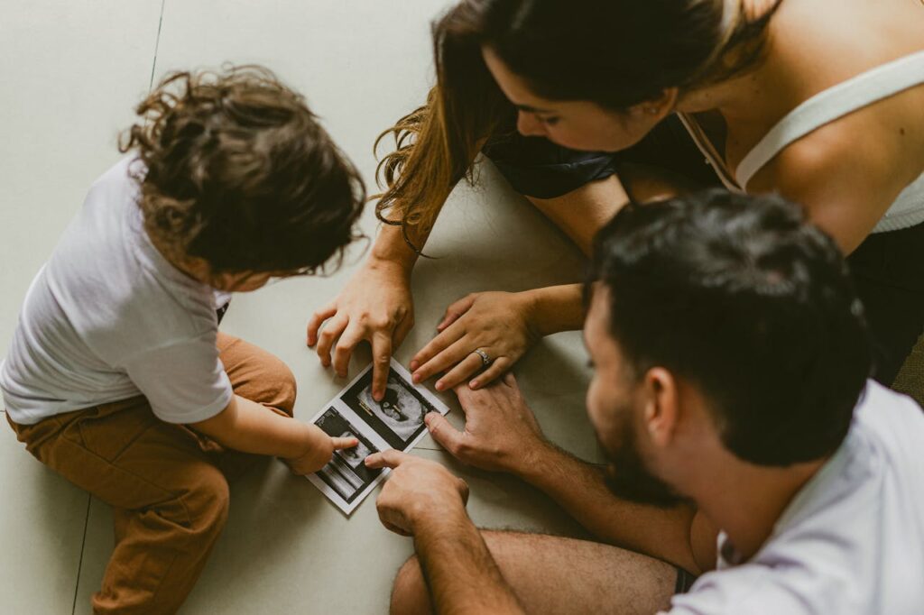 You Can Predict the Baby’s Gender by Carrying High or Low