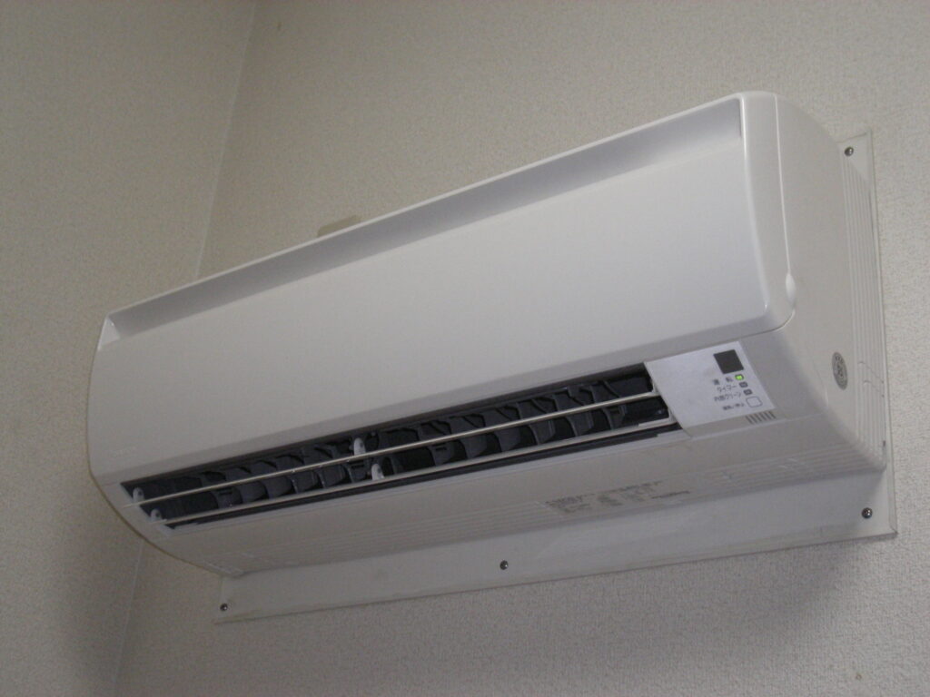 Turning Off the HVAC System Completely