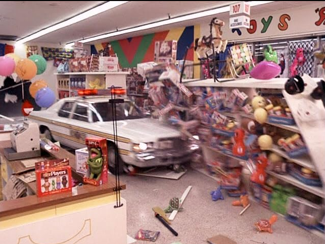 The fruit cart crash - The Blues Brothers (1980)