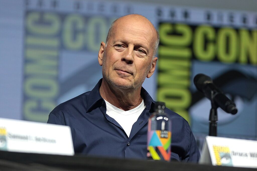 Bruce Willis in "Ocean’s Twelve"