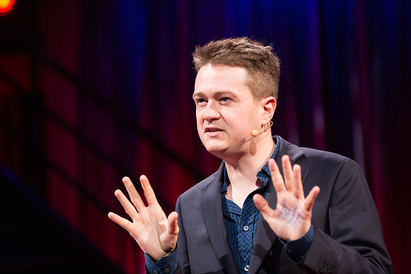 Lost Connections: Uncovering the Real Causes of Depression – and the Unexpected Solutions by Johann Hari