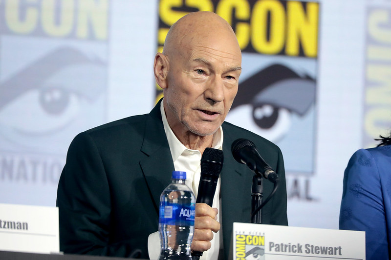 Patrick Stewart in "Extras"