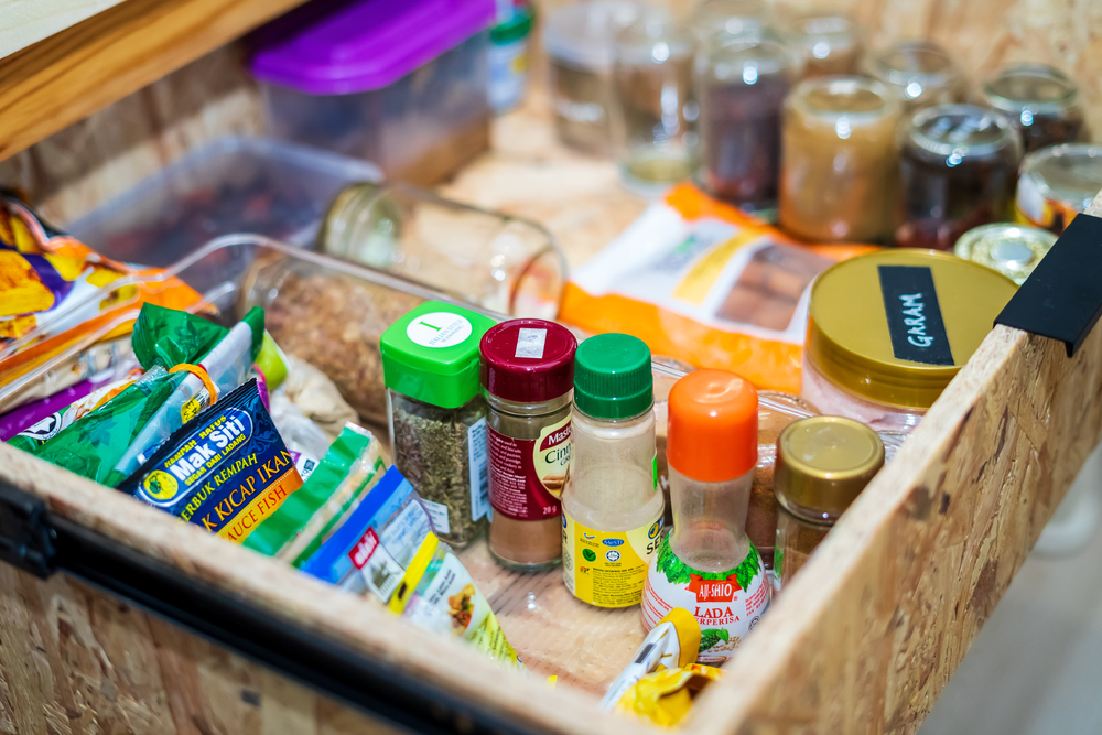 Pull-Out Pantry Shelves