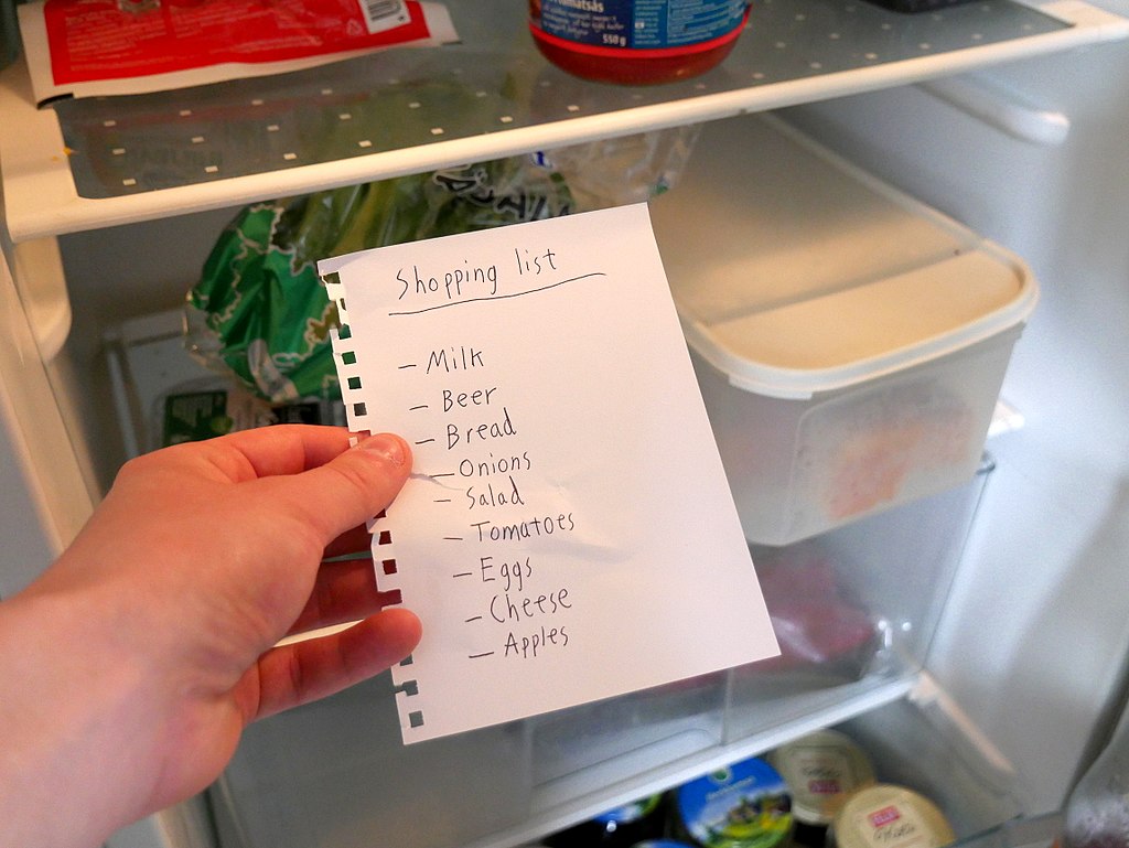 20 Smart Ways to Save Money on Groceries
