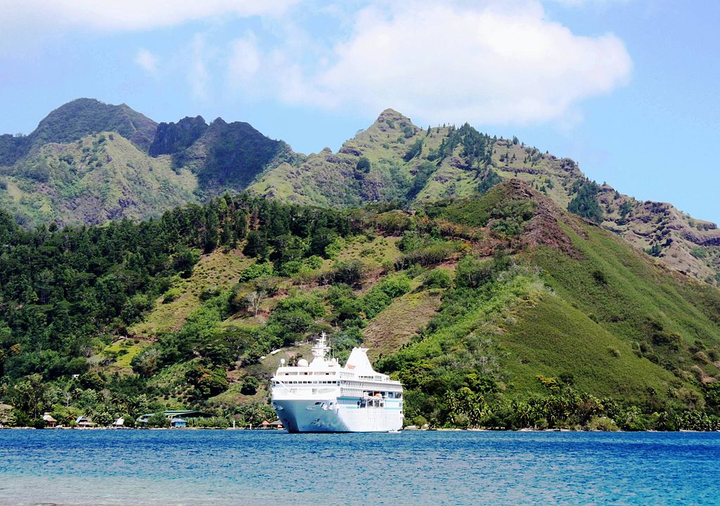 Tahiti and French Polynesia Cruise