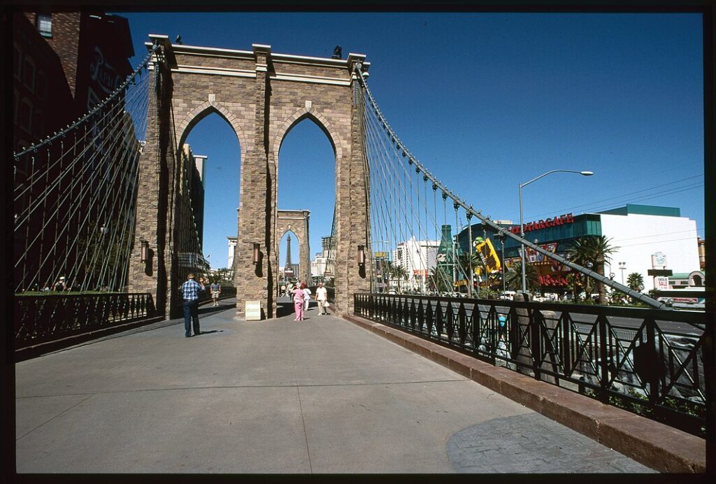 The Hidden Inscriptions on the Brooklyn Bridge