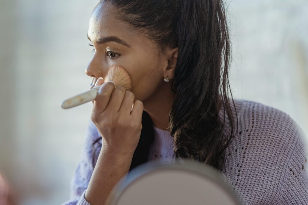 17 Secrets to Perfectly Applying Foundation
