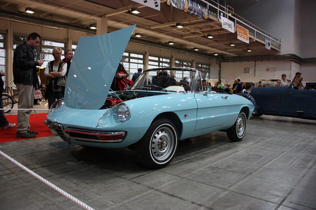 1966 Alfa Romeo Spider Duetto 