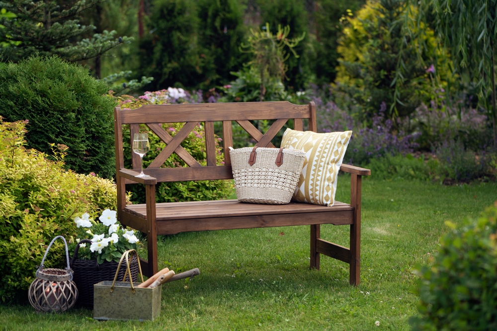 DIY Headboard Bench