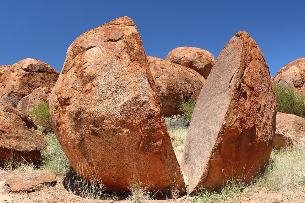 Karlu Karlu (Devils Marbles Conservation Reserve)