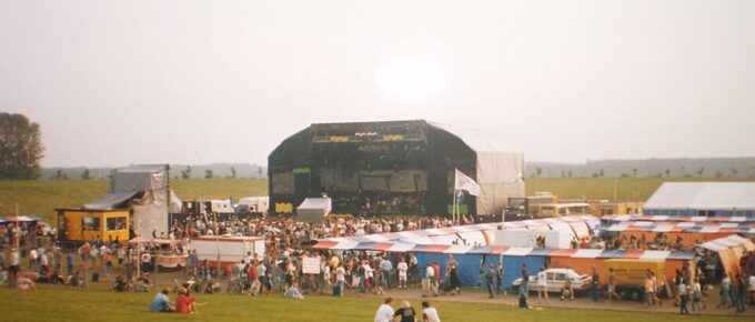 Nirvana at Reading Festival (1992)