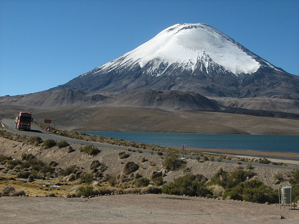 Ruta de los Volcanes, Chile