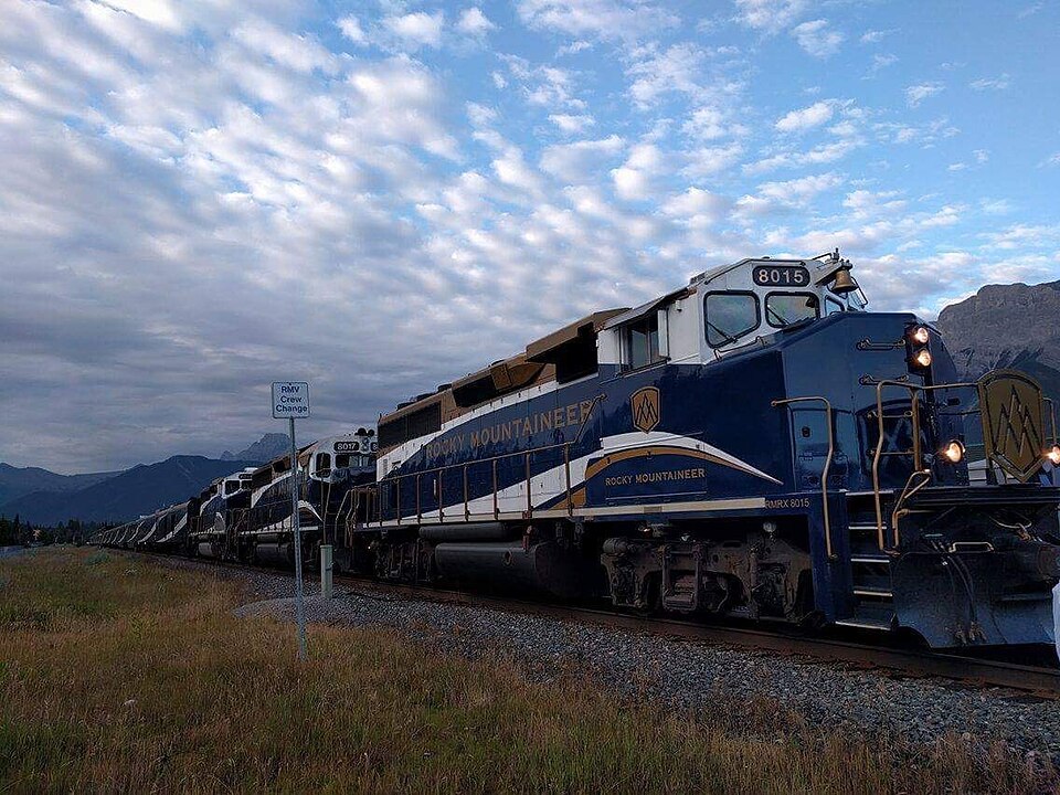 The Rocky Mountaineer, Canada