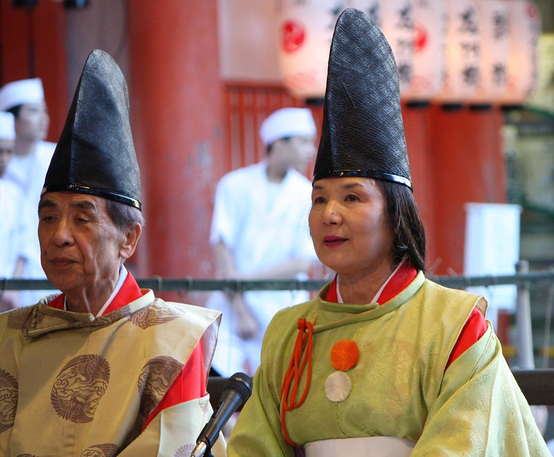 The Role of Priests and Priestesses in Shinto