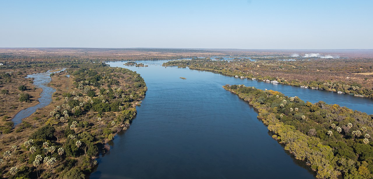 Zambezi River, ZambiaZimbabwe