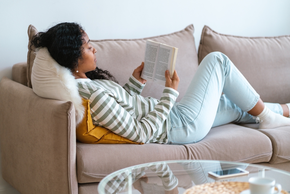 20 Ways on How to Create a Cozy Reading Nook at Home
