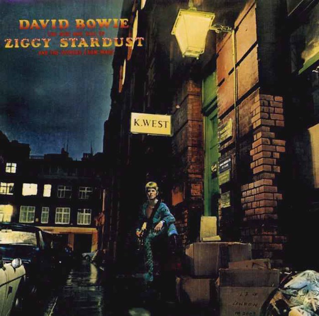 David Bowie – The Rise and Fall of Ziggy Stardust and the Spiders from Mars (1972)