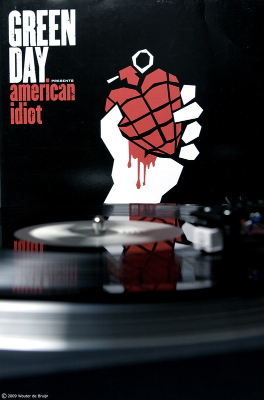 Green Day – American Idiot (2004)