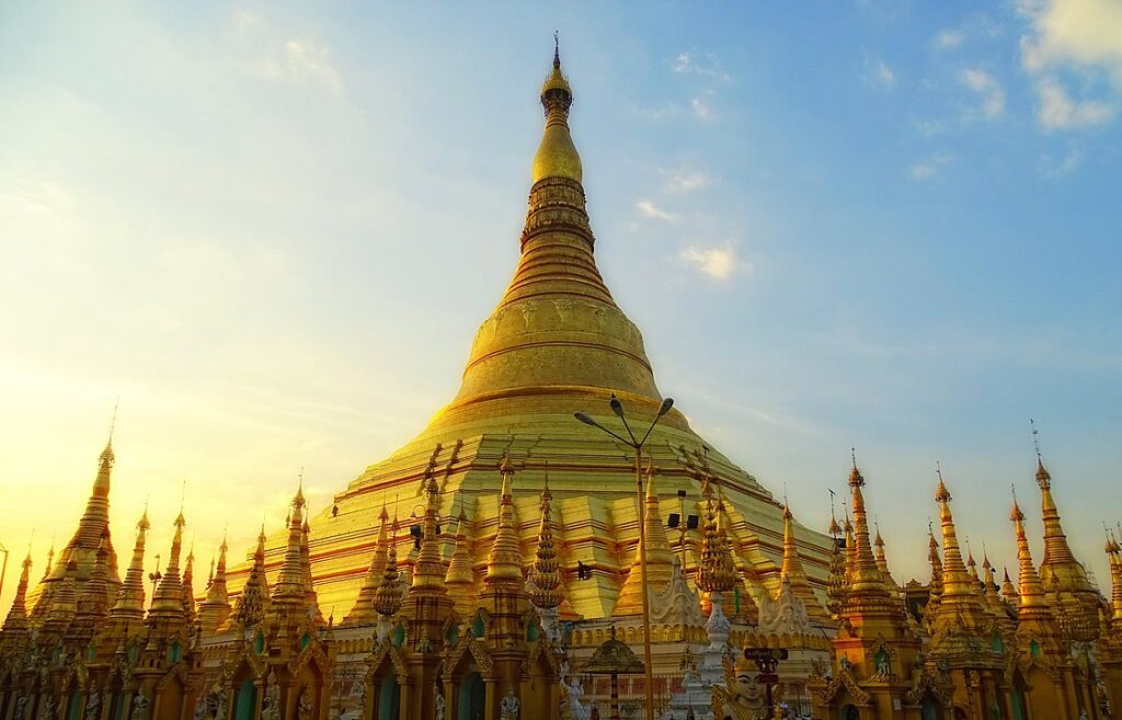 Shwedagon Pagoda (Myanmar)